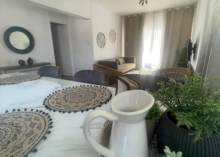 Apartamento Glamorous, Renovated 3-bedroom In Nicosia