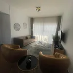 Glamorous, Renovated 3-bedroom In Apartman *