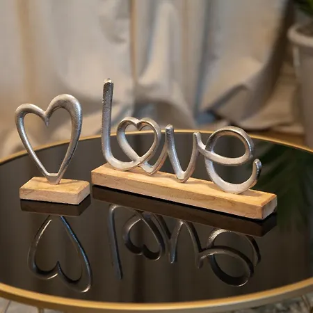 Glamorous, Renovated 3-bedroom In ניקוסיה